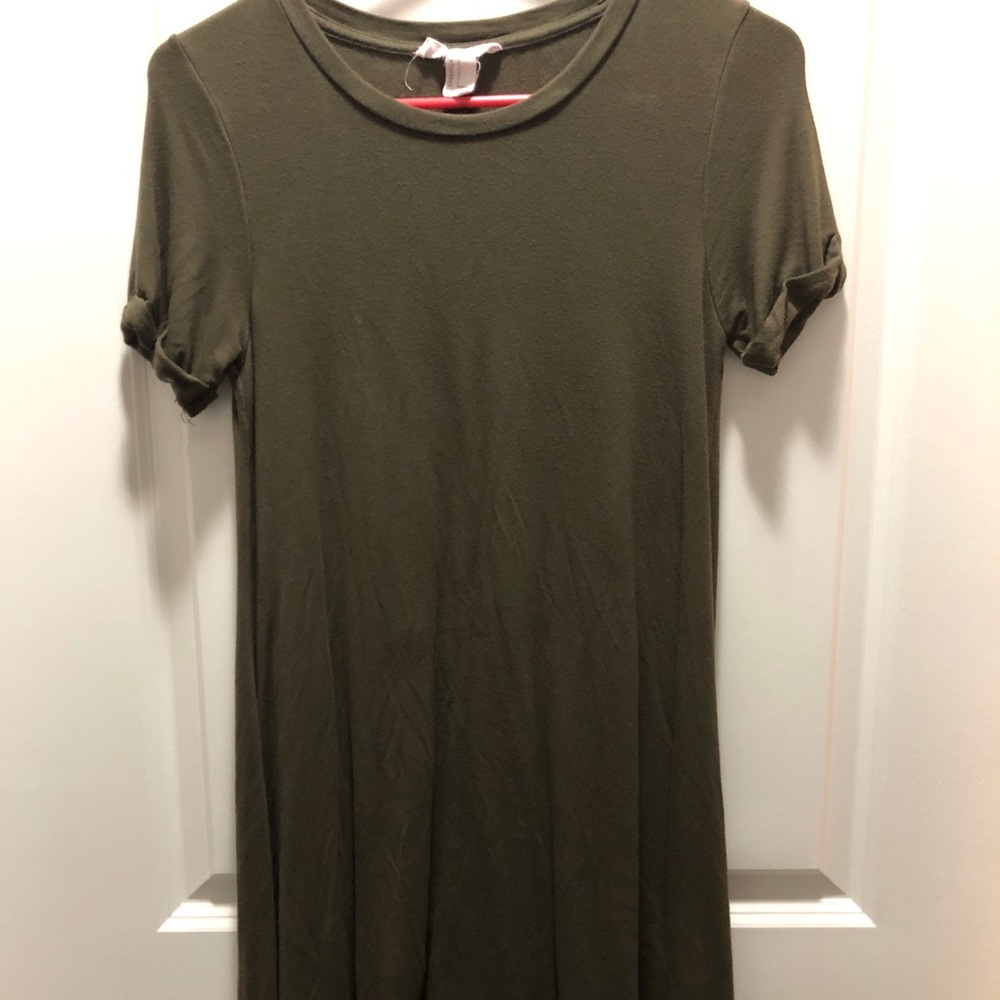 Green t-shirt dress